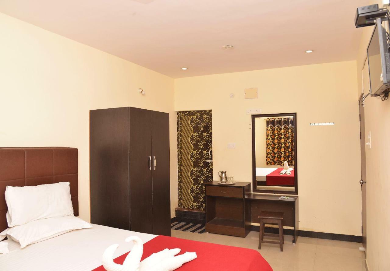Krish Residency Hotel Madurai Esterno foto
