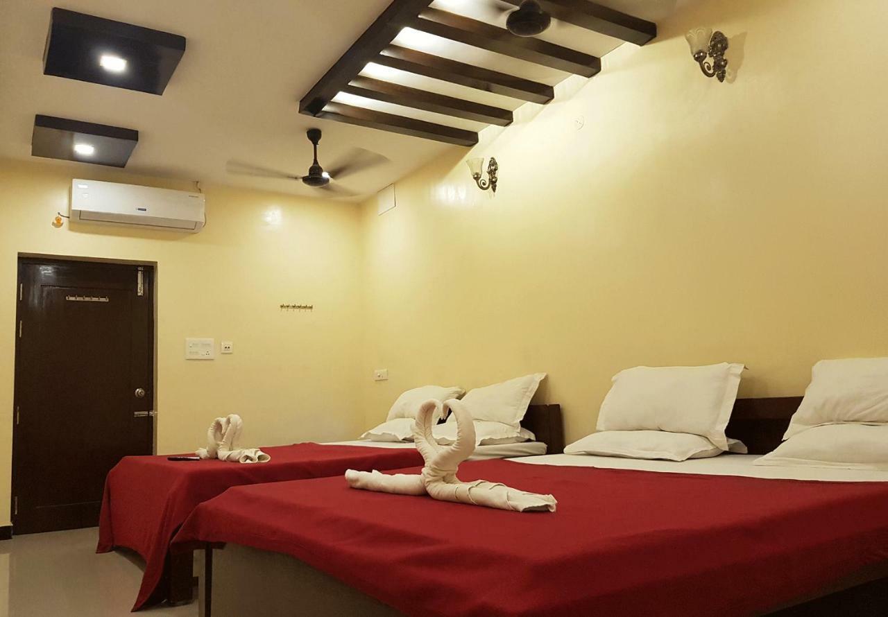 Krish Residency Hotel Madurai Esterno foto