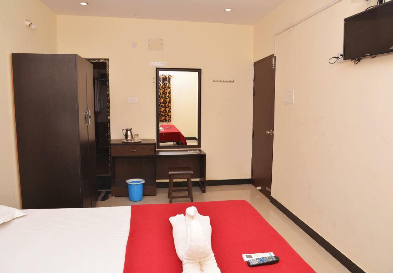 Krish Residency Hotel Madurai Esterno foto